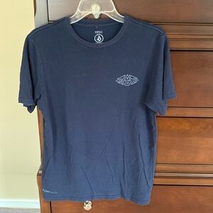 Volcom navy tee shirt